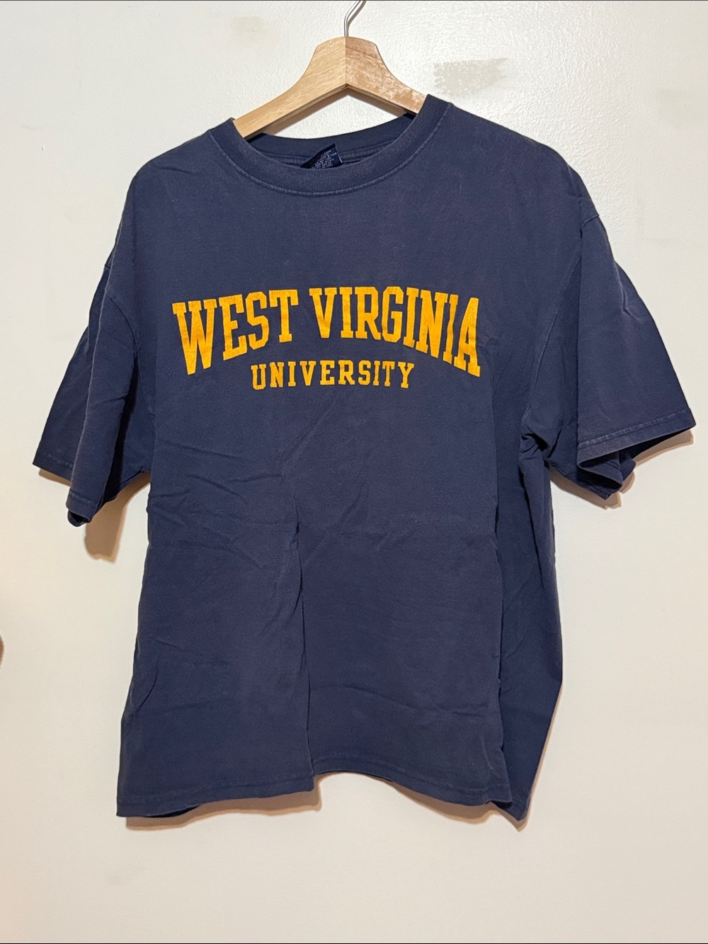 Vintage West Virginia university tshirt